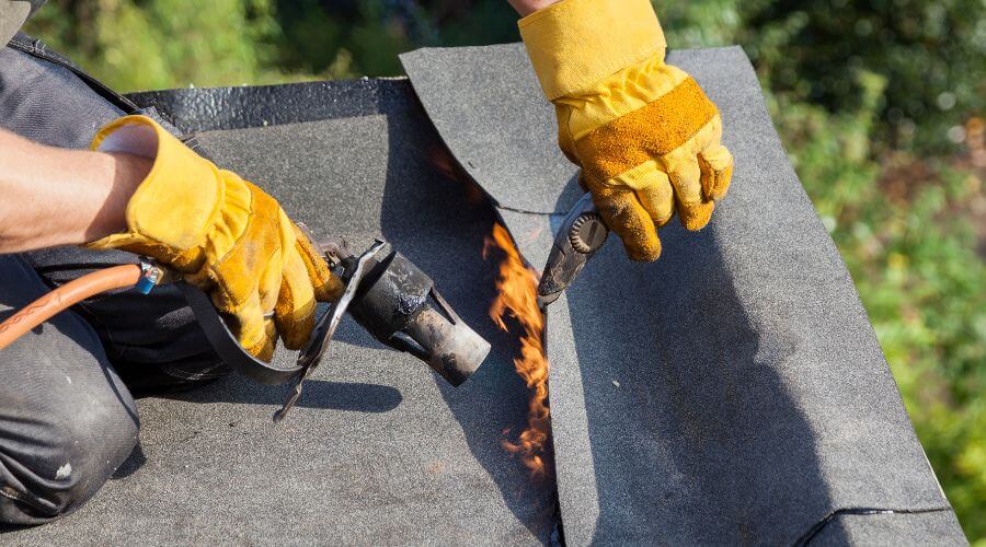 Expert Emergency Roof Repairs services in Dover, NC